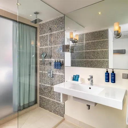 Radisson Blu Media Harbour Hotel, Duesseldorf Extérieur photo